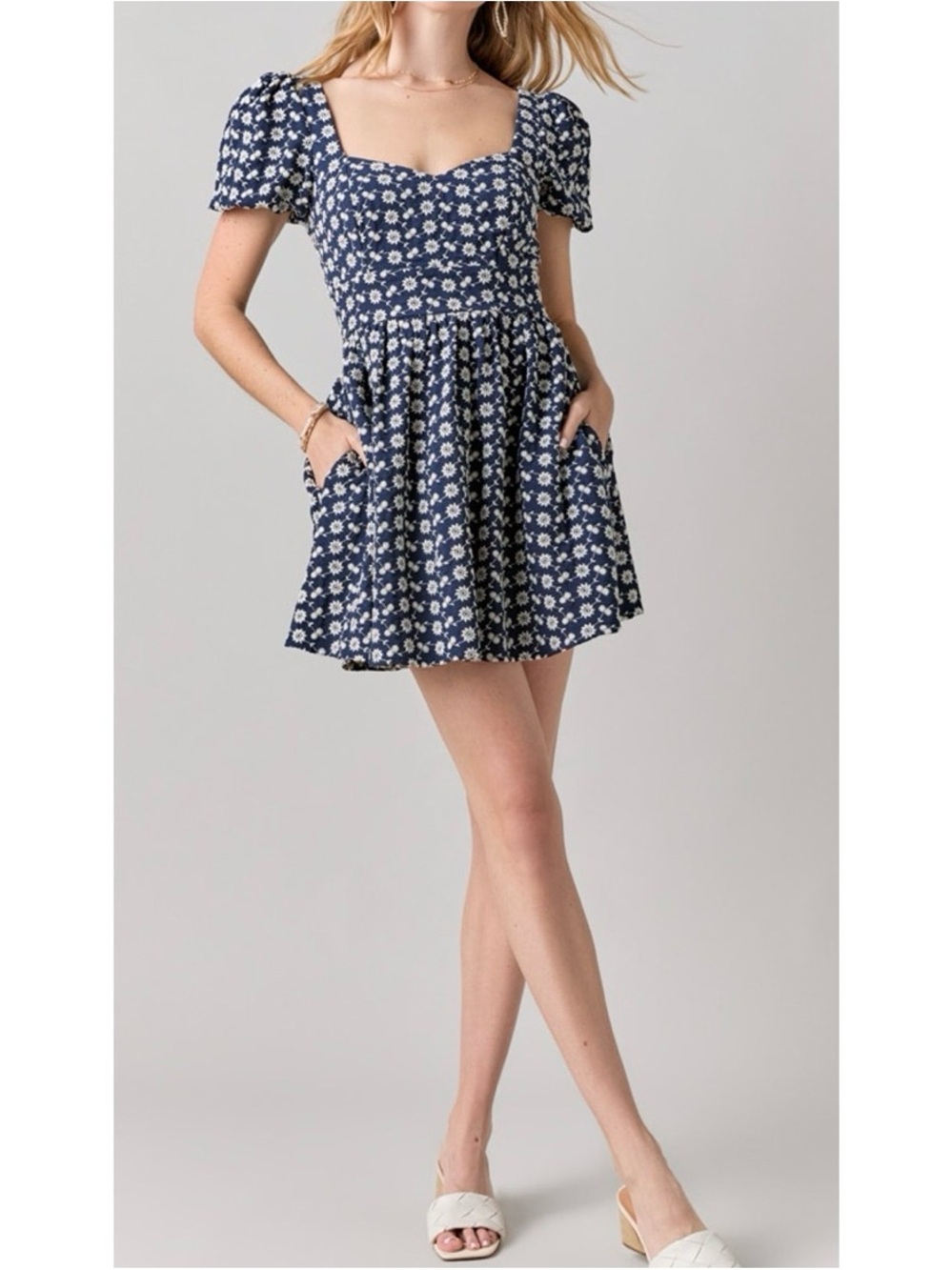 Altard State Lillian Embroidered Sweetheart Bow Back Mini Dress Small